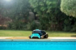 Dolphin Liberty 400 Zwembadrobot 15 Dolphin Liberty 400 Zwembadrobot -Watersporten Verkoop 1900 2849 liberty200 300 400 4