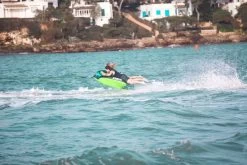 Jobe Revolve Funtube - 2 Persoons 13 Jobe Revolve Funtube - 2 Persoons -Watersporten Verkoop 230220001 actionshot 4 big resultaat