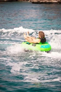 Jobe Rumble Funtube Pakket - 1 Persoons 13 Jobe Rumble Funtube Pakket - 1 Persoons -Watersporten Verkoop 900 600 238820001 actionshot 4 big